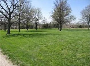 30822 NW Barton Rd, Garnett, KS 66032