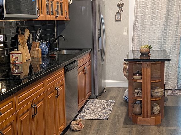 Kitchen to share