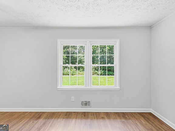 5th image of 6556 Glenwood Dr