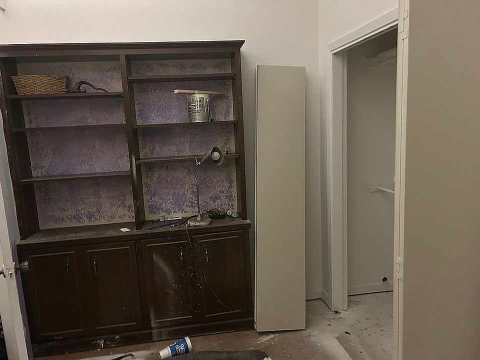 1st image of 2107 Ridgewood Dr
