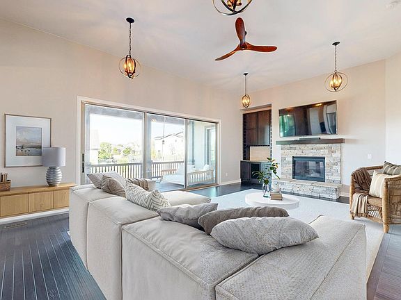 4th image of 2809 Sunset View Dr