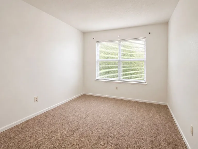 11603 Sarita Ct — Photo 10