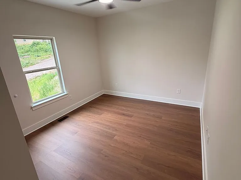 2417 Waverly St NW — Photo 5