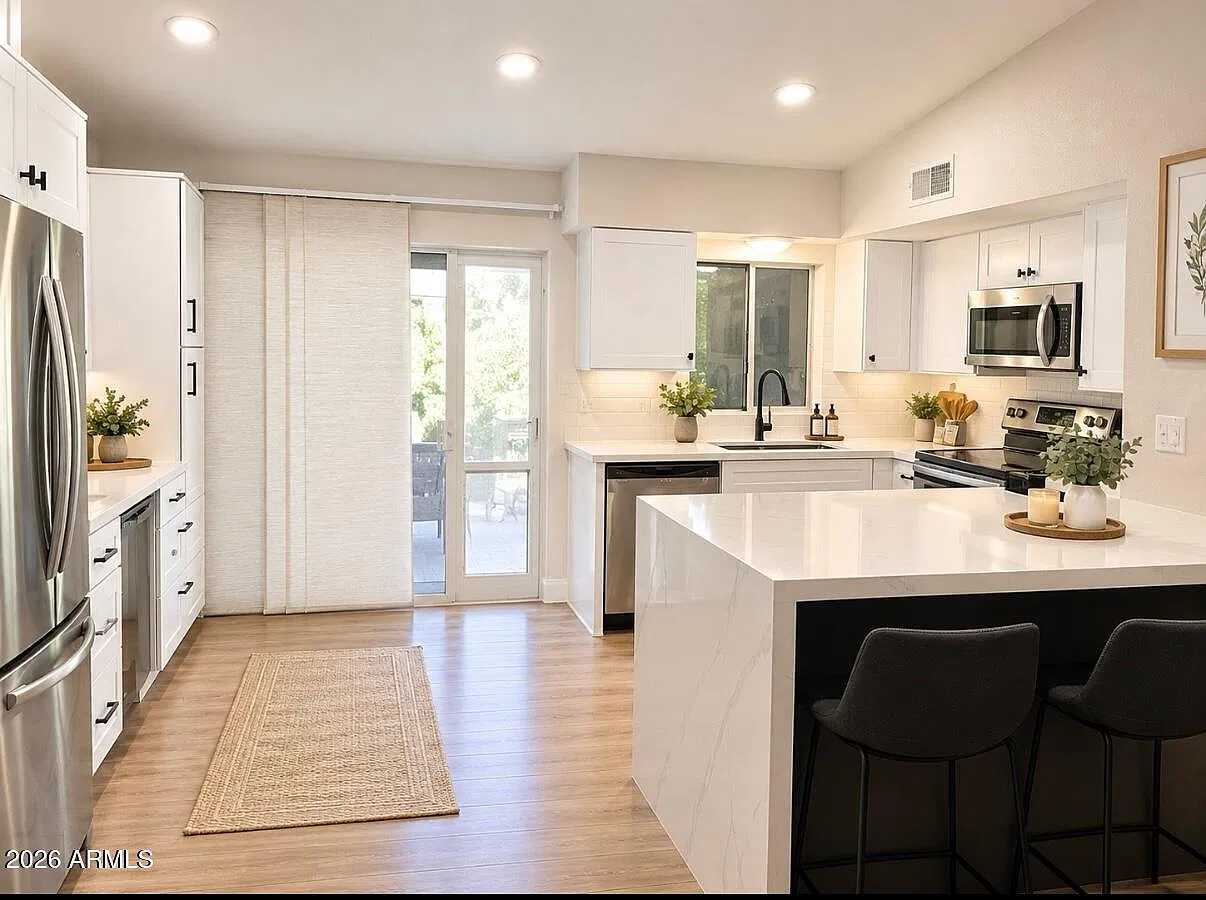 2 bed, $2,500 — Photo 4