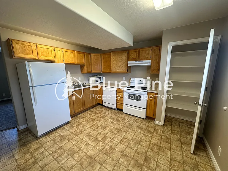 622 Valinda Ln #1 — Photo 2