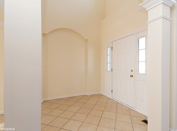 3rd image of 6703 Waterford Dr