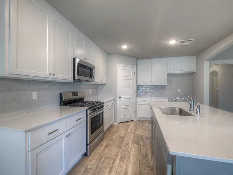 3710 S 13th Pl — Photo 10