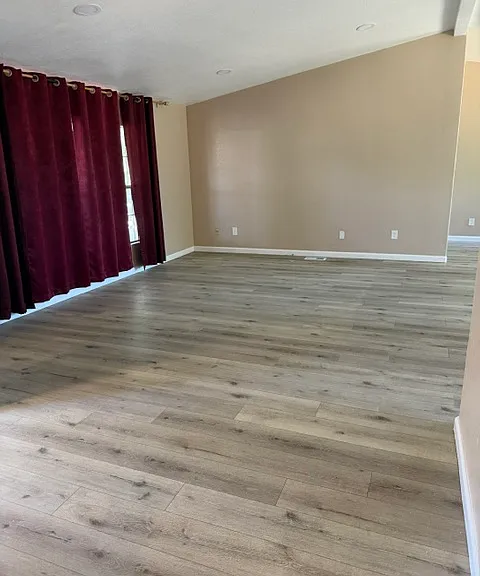 3430 E Redwood Rd — Photo 8