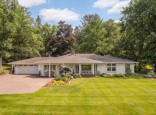 2194 Charlton Rd, Sunfish Lake, MN 55118