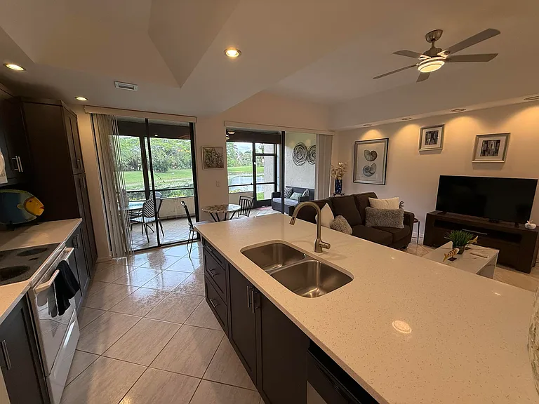 7472 La Paz Blvd #102 — Photo 4