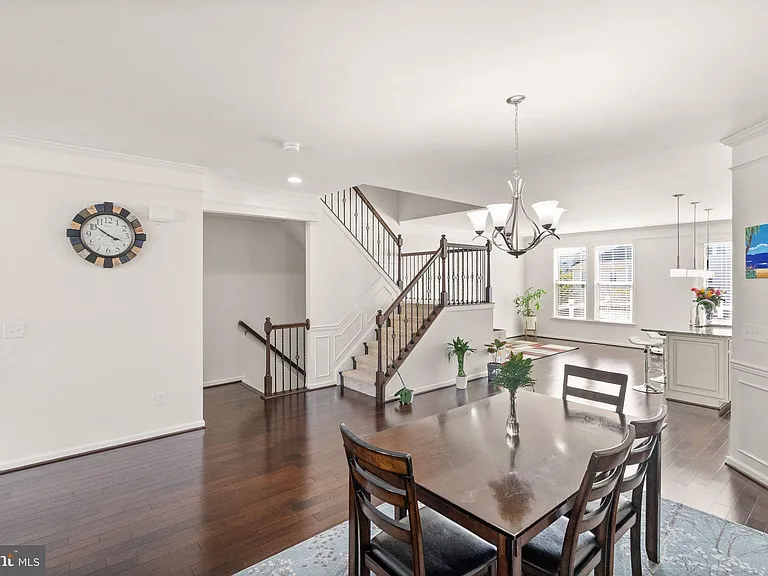 23491 Epperson Sq — Photo 13