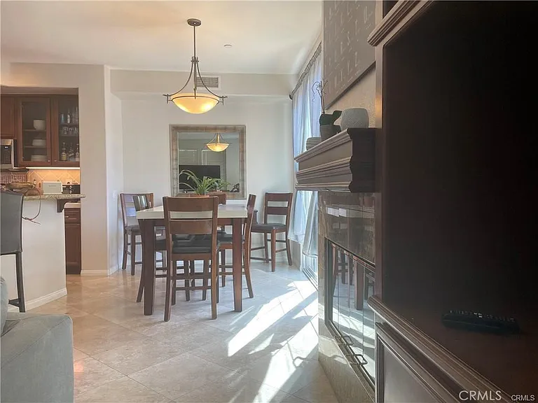 4164 Terraza Way #B — Photo 10