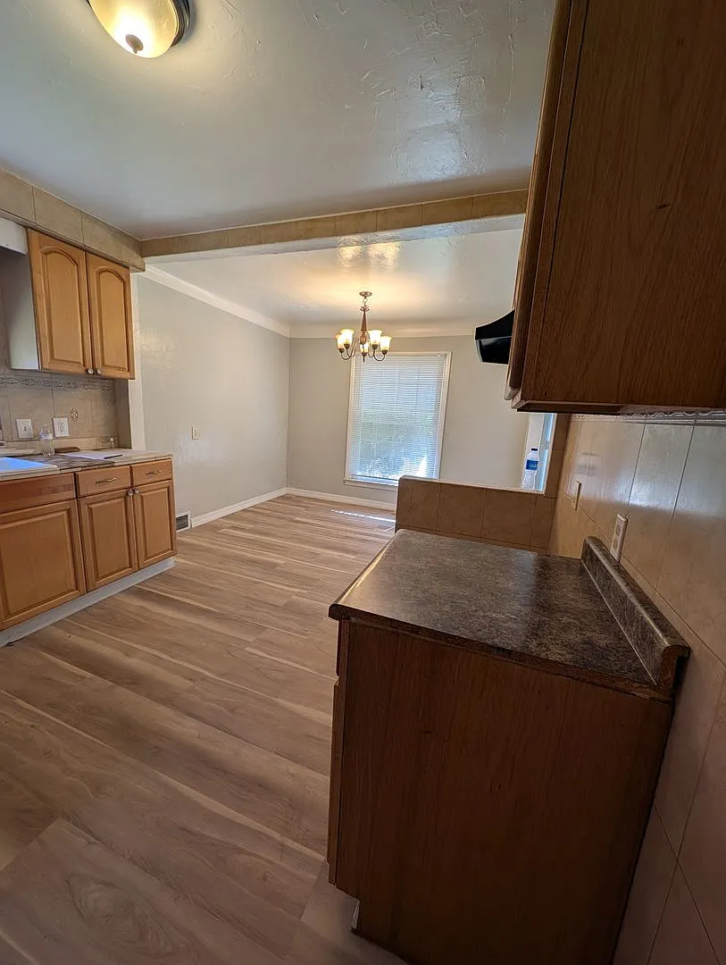 3 bedroom 1 bath Detroit westside near warren/Telegraph — Photo 4