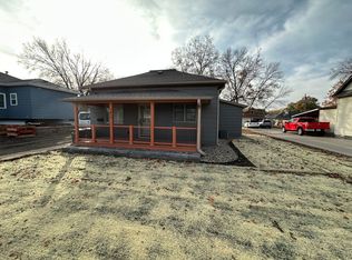 1814 17th St, Rock Valley, IA 51247