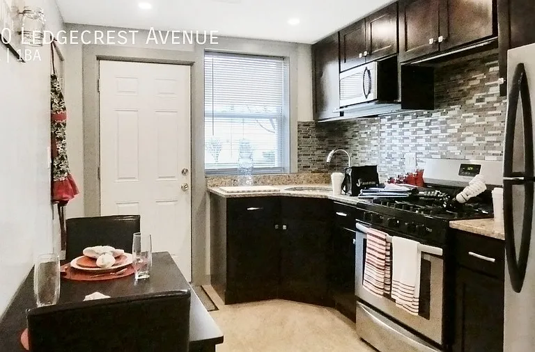 100 Ledgecrest Ave — Photo 12