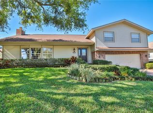 8152 Bayhaven Dr, Seminole, FL 33776
