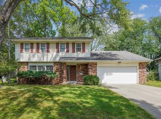 3707 Valdez Dr, Des Moines, IA 50310