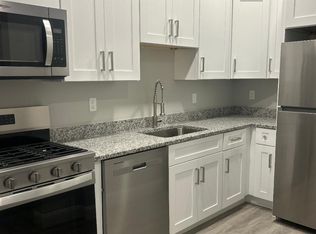 1093 Elmwood Ave #1, Providence, RI 02907