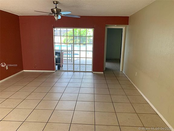 5th image of 7769 Fairway Blvd #0