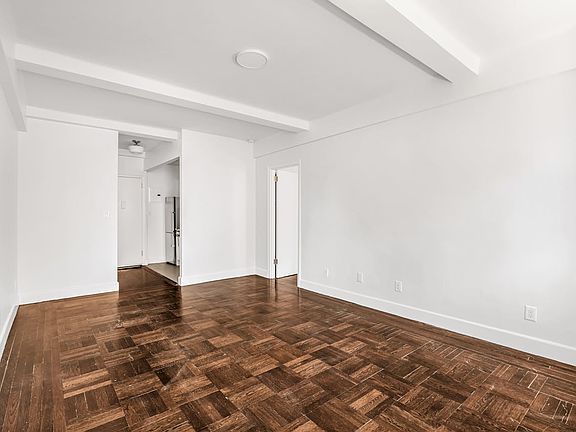 5th image of 24 5th Ave APT 1216