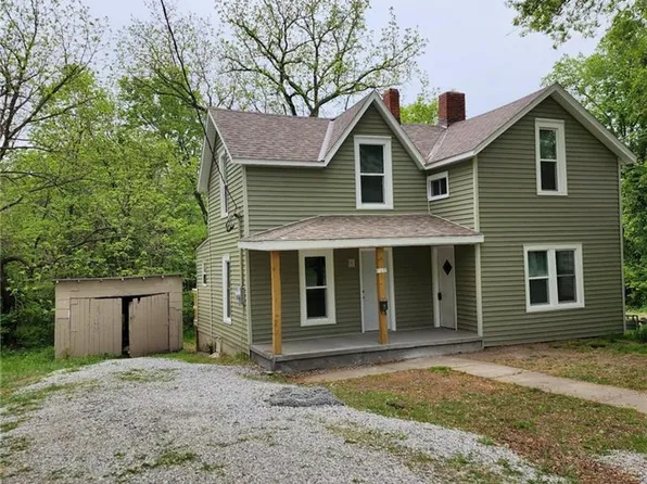 311 N Washington St, Clinton, MO 64735