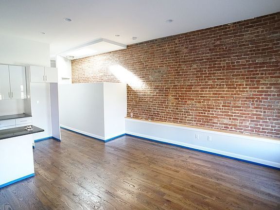 2nd image of 462 E 134th St #3