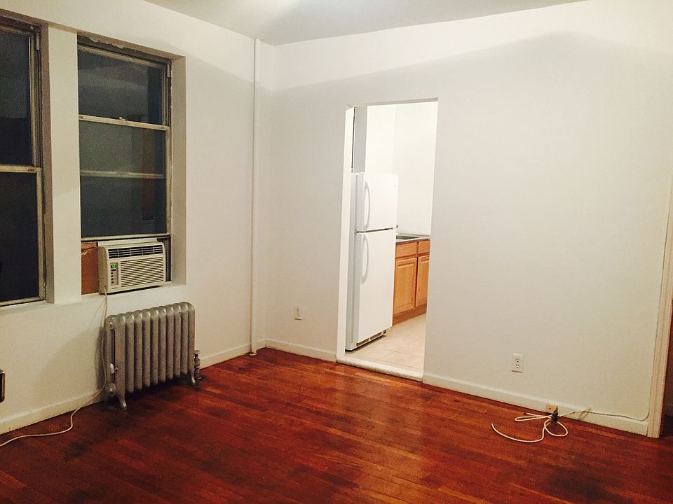 1st image of 2127 27th St APT A4