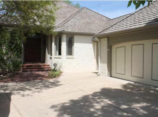 9130 E Lakepoint Dr, Wichita, KS 67226