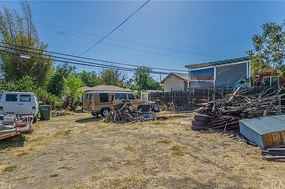 3rd image of 4207 Gird Ave