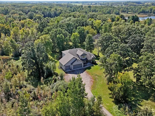 11711 120th St, Milaca, MN 56353