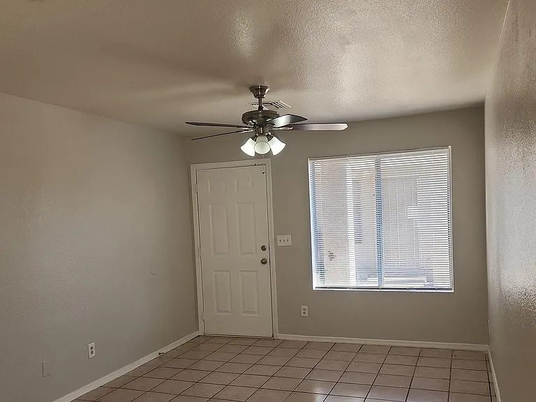 147 W Inglewood St #2 — Photo 10
