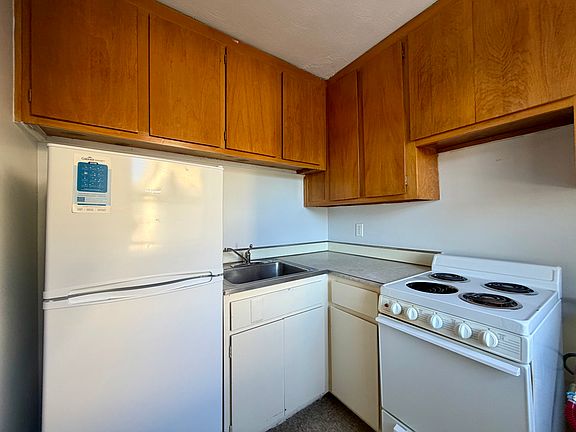5th image of 35 Beers St APT 103