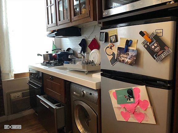 4th image of 1 Weehawken St #2B