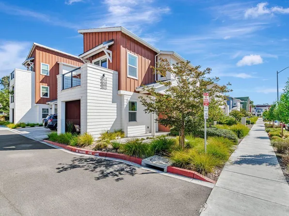 2662 Franz Kafka Avenue, Santa Rosa, CA 95404