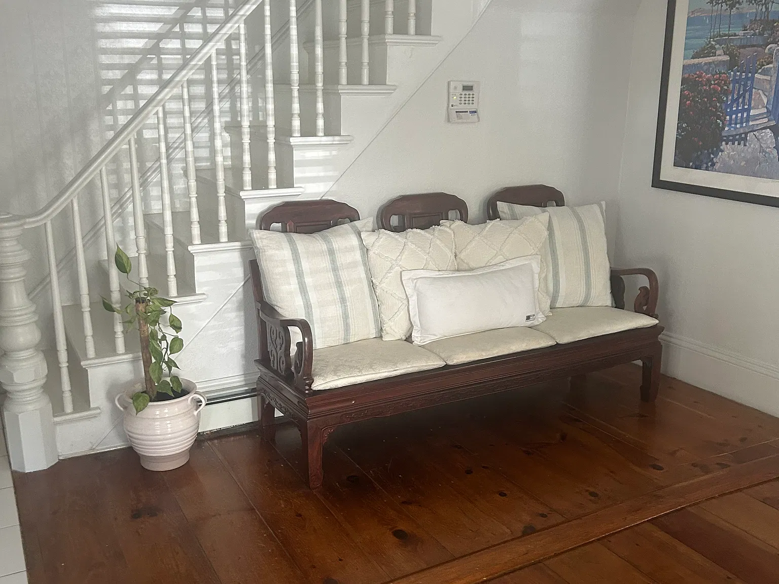 4 bed, 1.5 bath, 2006 sqft, $2,500 — Photo 2