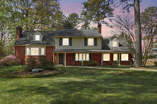 2530 Cherrytree Ln Photo 1