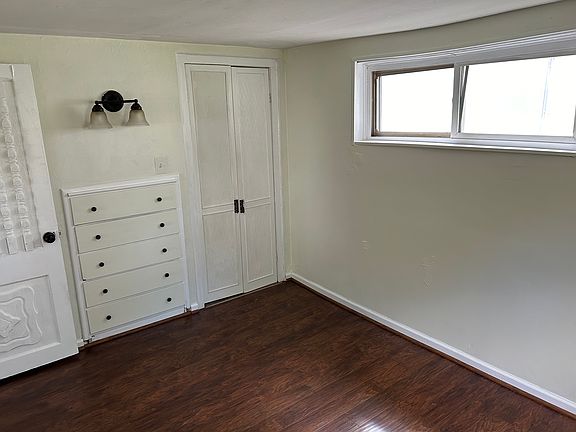 Bedroom 1 photo 2
