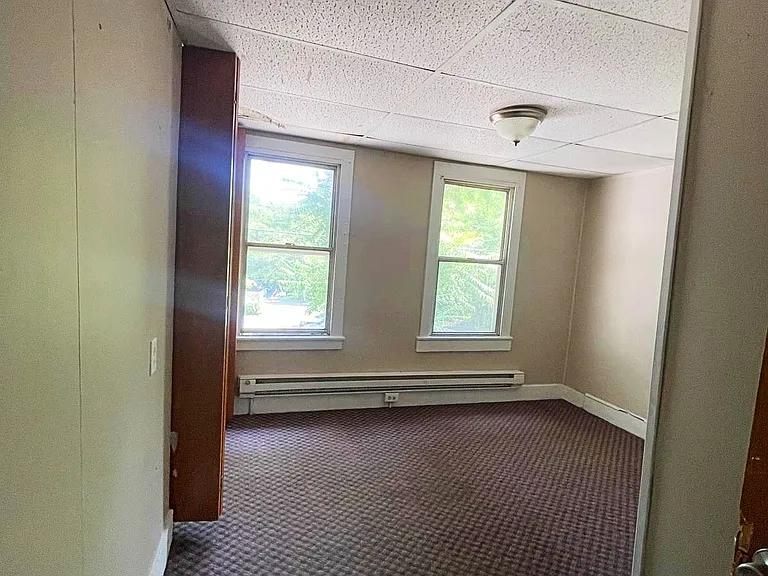843 W Market St #2 — Photo 9