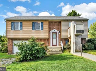 5 Butternut Ln, Hanover, PA 17331