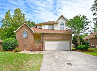 109 Prestwick Ct, Easley, SC 29642