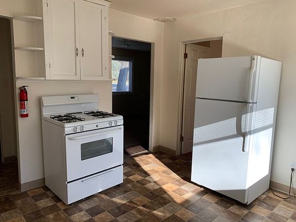 5th image of 2708 Poly Dr