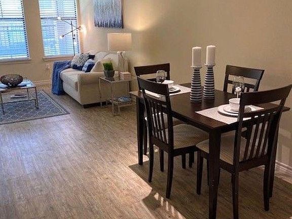 4th image of 2121 Ella Blvd #4tmc2fqsr