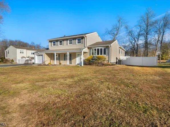 63 W William St, Lincoln Park Boro, NJ 07035