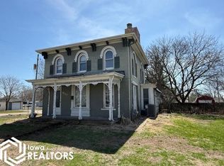 610 E Henry St, Mount Pleasant, IA 52641