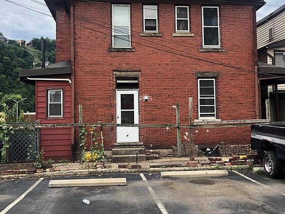 3rd image of 311-313 Market St
