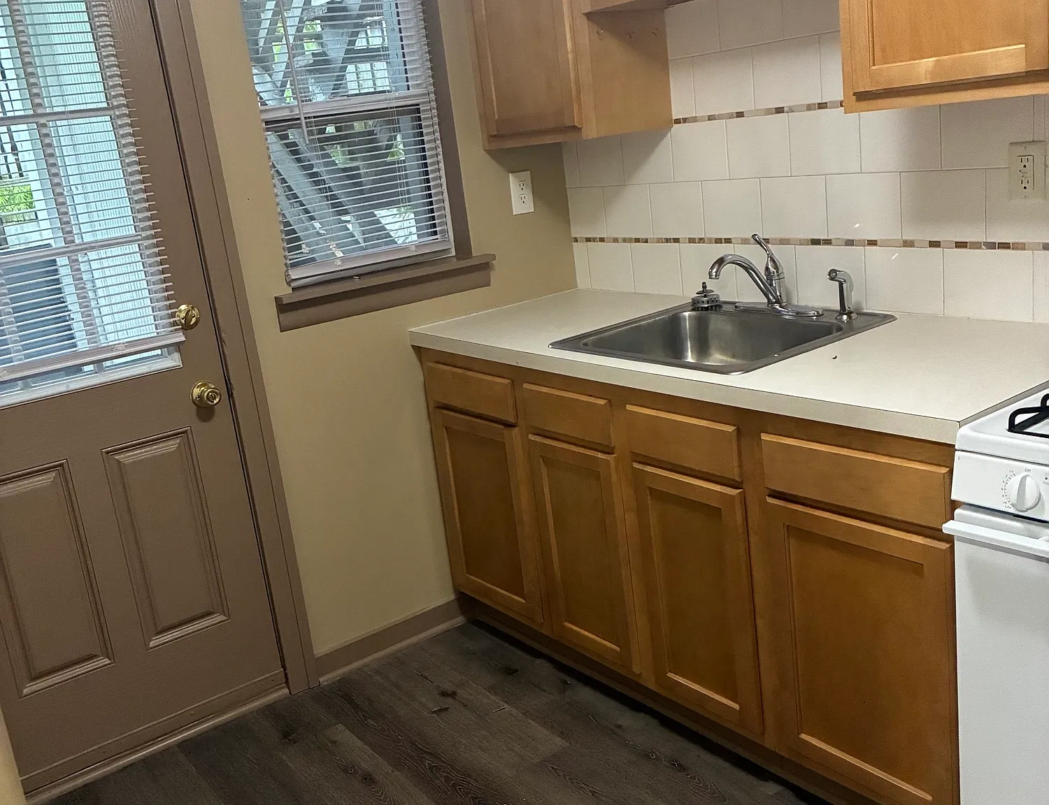 2 bed, 840 sqft, $1,117 — Photo 3