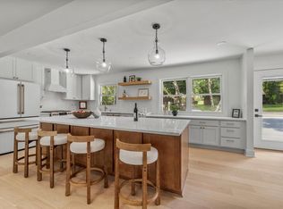 952 14th Ave, Grafton, WI 53024