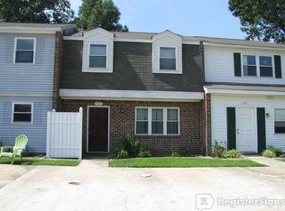 919 Westminster Ln, Virginia Beach, VA 23454