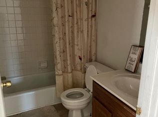 1625 Summer Run Dr UNIT 32, Florissant, MO 63033