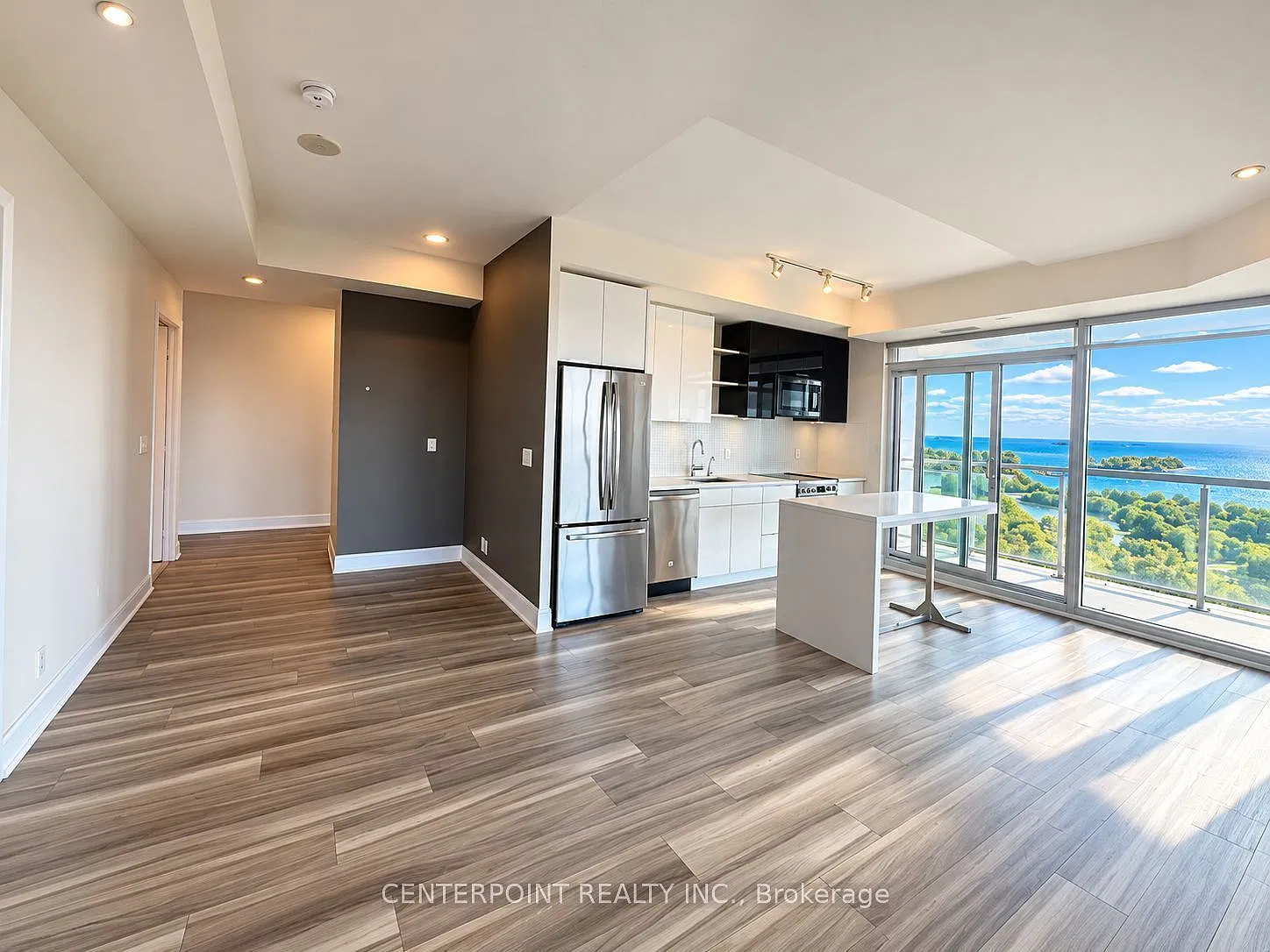 3 bed, $3,500 — Photo 2